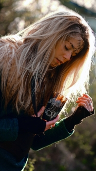 Preview: Hornbecher Yggdrasil 0,2 l Preview: hornbecher kaufen